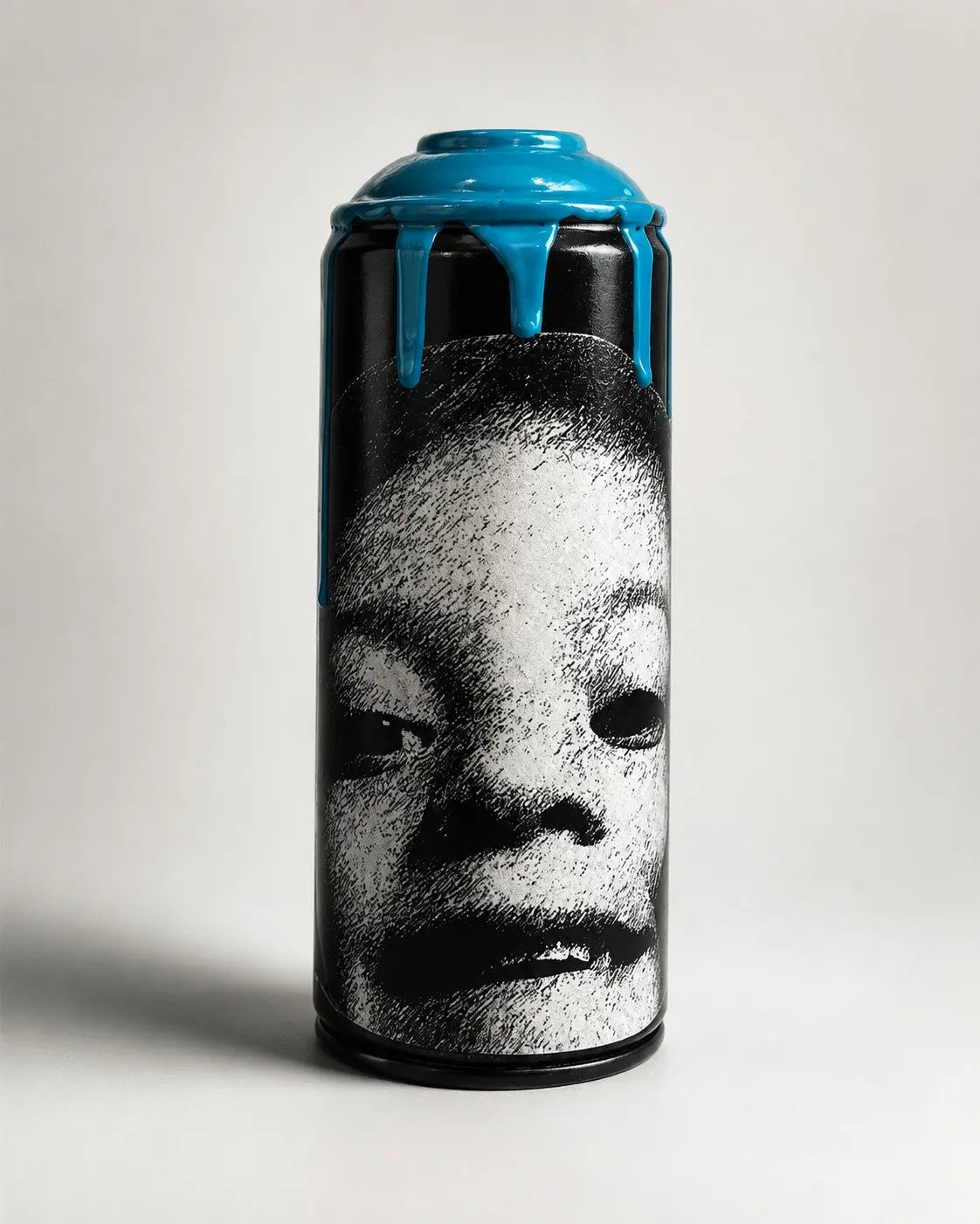 B BLAU DOSE