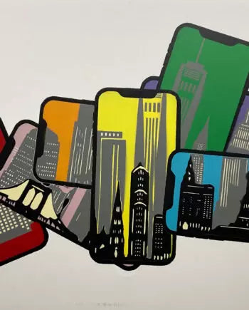 City's Calling di Any. Opera unica spray e stencil su tela rappresentante degli smartphone nei quali è disegnata la città di New York | CD Studio d'Arte
