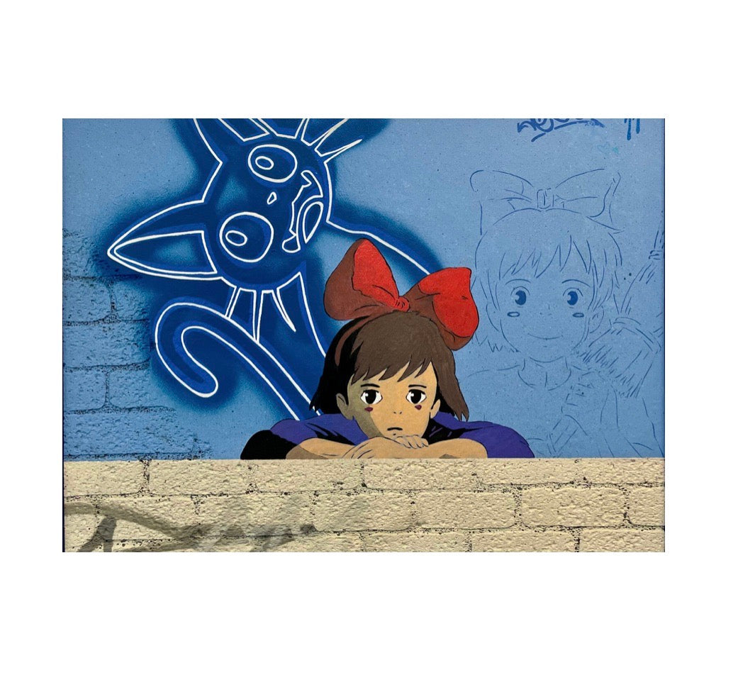 Kiki's Delivery di Shife. Opera unica acrilico e smalto su fusione acrilica in polistirene rappresentante Kiki, la strega protagonista del film d'animazione Kiki's Delivery di H. Miyazaki | CD Studio d'Arte