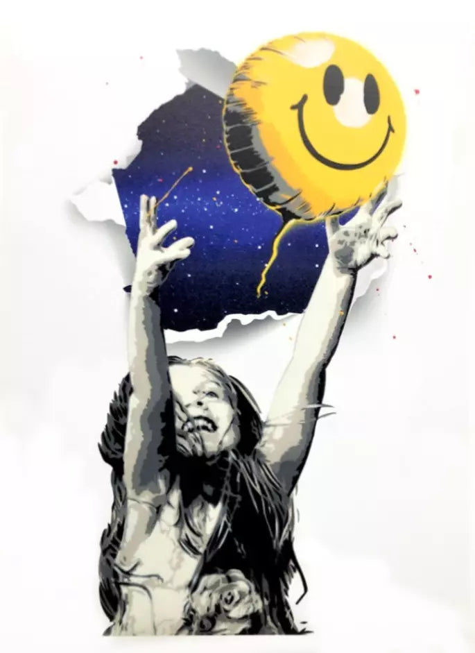Off The Wall 2 di Alessio-B. Stampa giclée stampa su carta 320 gsm edizione limitata rifinita a mano rappresentante una bambina gioiosa che lancia un palloncino a forma di Smile | Cd Studio d'Arte