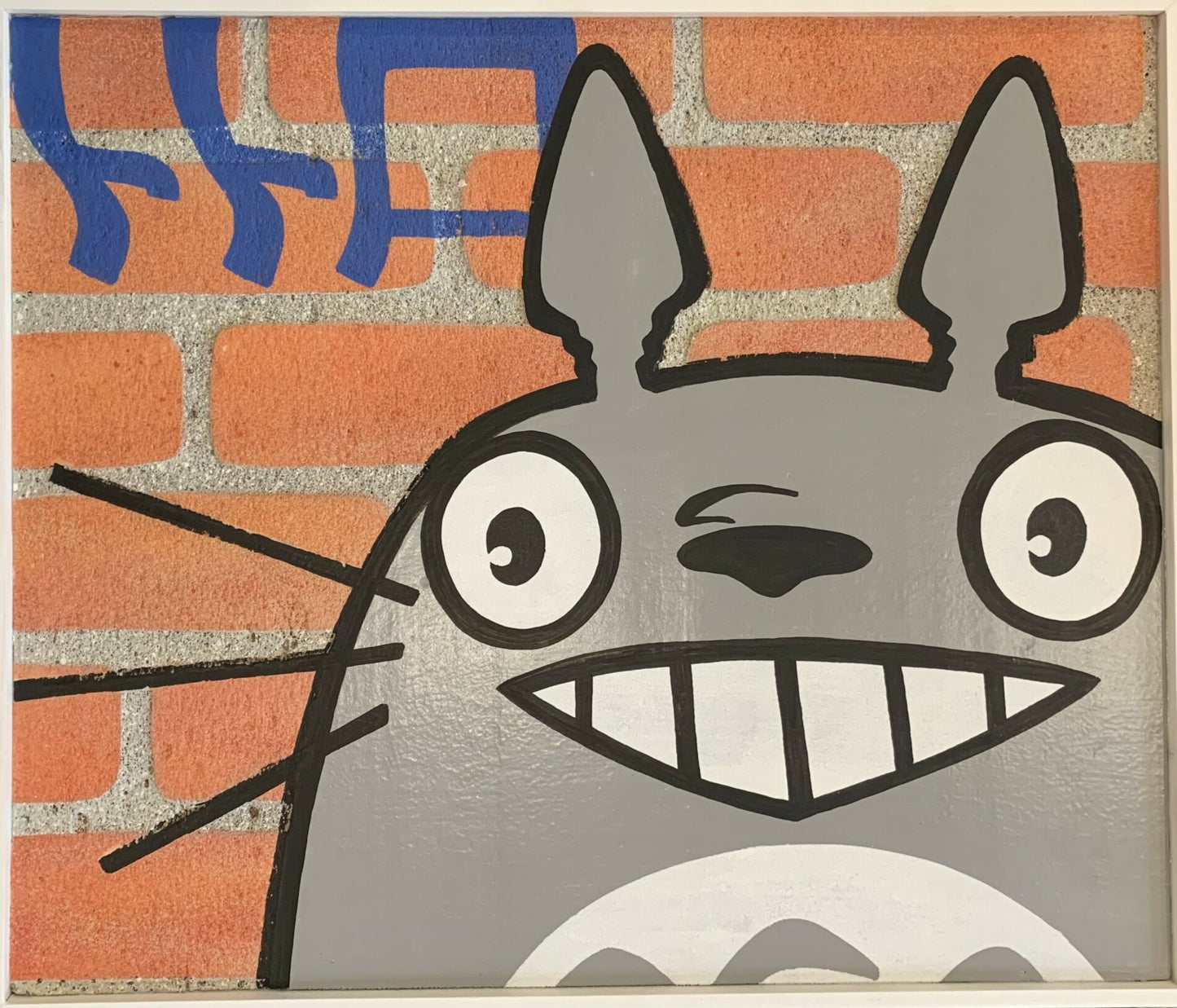 Tonarino-Totoro di Shife. Opera unica acrilico e smalto su fusione acrilica in polistirene rappresentante il personaggio del film d'animazione "Il mio vicino Totoro" diretto da H. Miyazaki | Cd Studio d'Arte